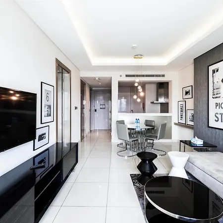 Paramount Towers - Elegant Home Dubai Exterior photo