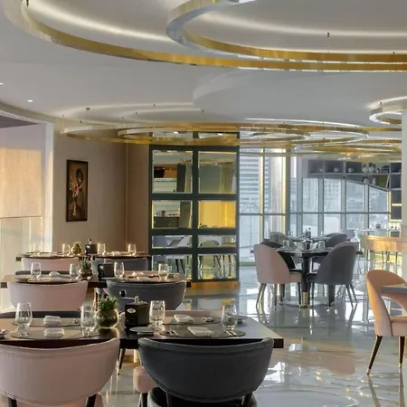 Paramount Towers - Elegant Home Dubai Exterior photo