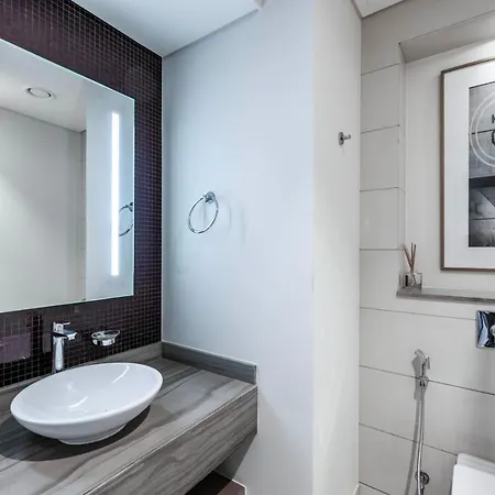 Paramount Towers - Elegant Home Dubai Exterior photo