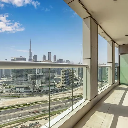 Paramount Towers - Elegant Home Dubai Exterior photo