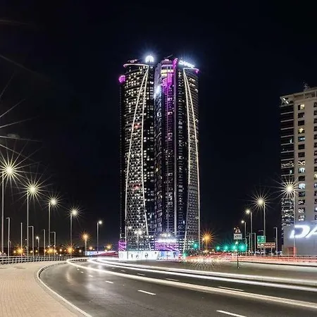 Paramount Towers - Elegant Home Dubai Exterior photo