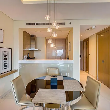 Paramount Towers - Elegant Home Dubai Exterior photo