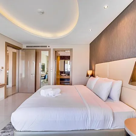 Paramount Towers - Elegant Home Dubai Exterior photo