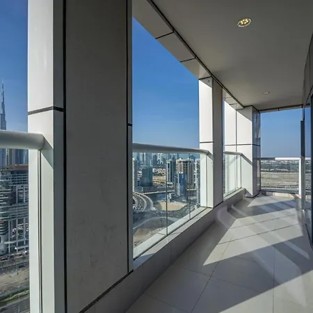 Paramount Towers - Elegant Home Dubai Exterior photo