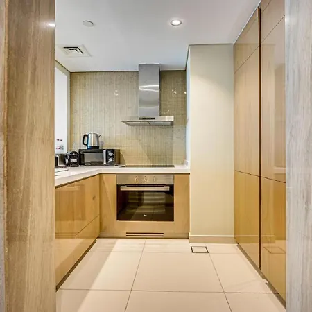 Paramount Towers - Elegant Home Dubai Exterior photo