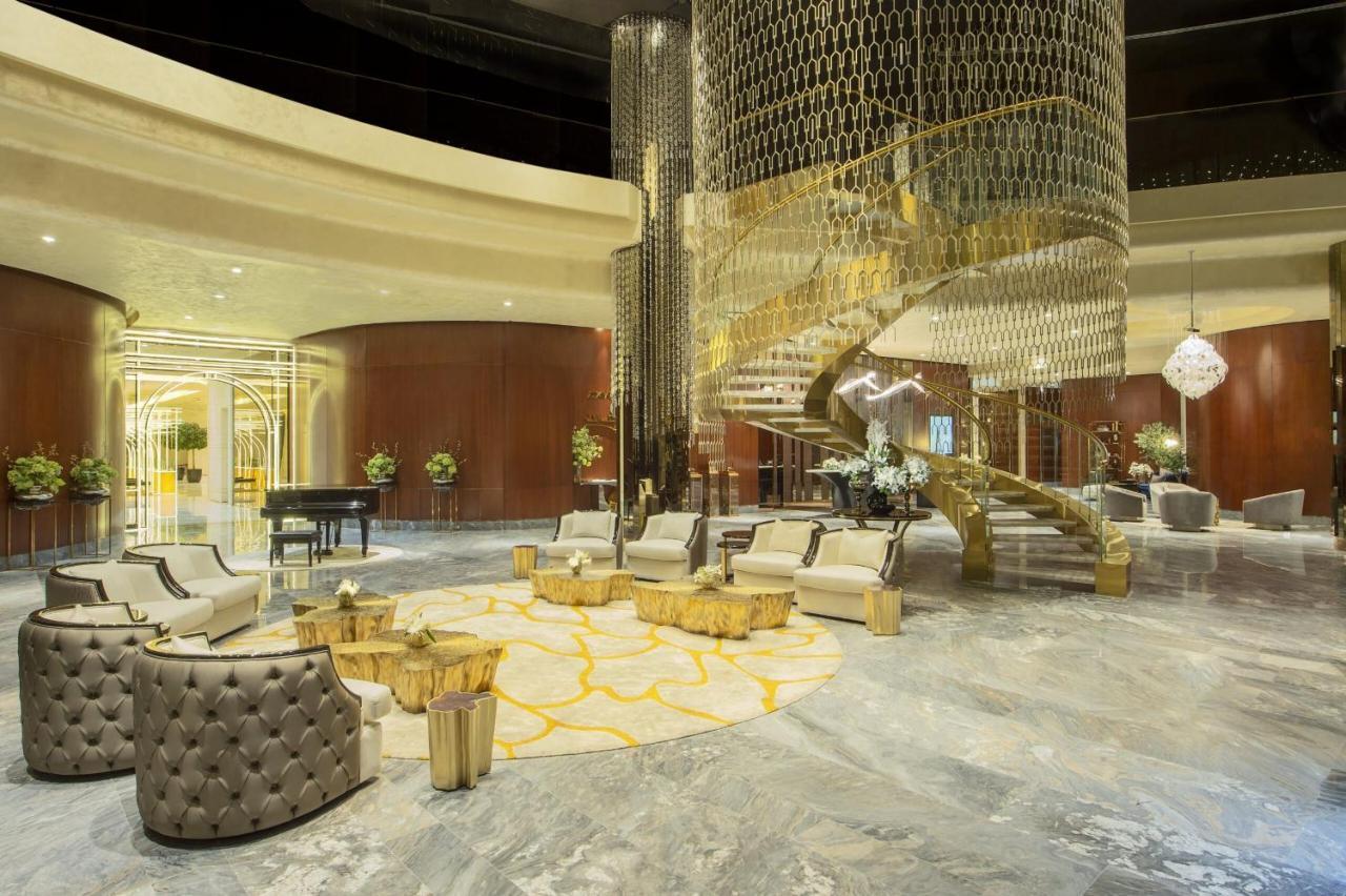 Paramount Towers - Elegant دبي